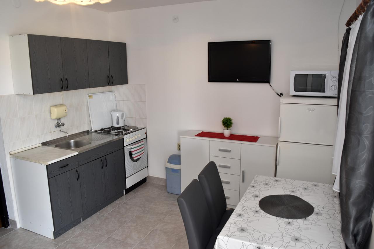 ויר Apartments Oresic מראה חיצוני תמונה