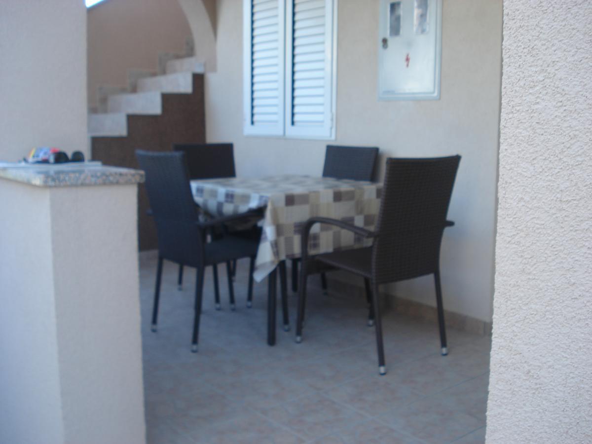 ויר Apartments Oresic מראה חיצוני תמונה